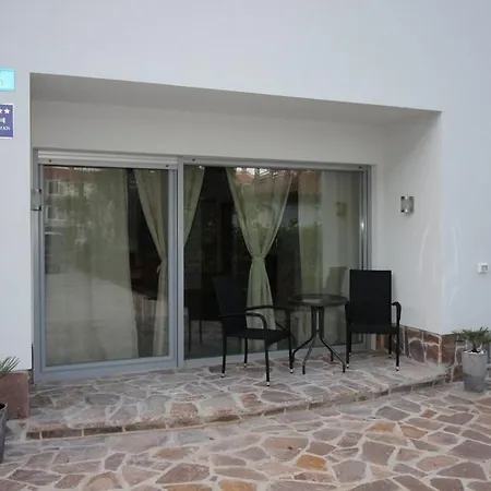 With Parking Space - 25114 Apartman