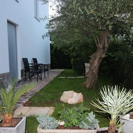 דירה With Parking Space - 25114 אומאג